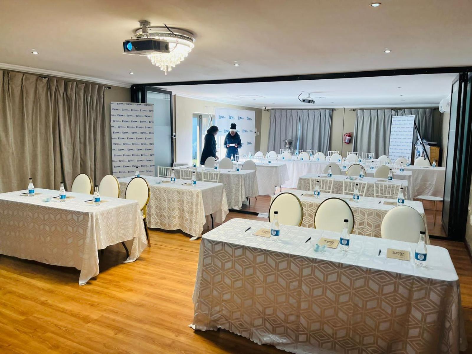 St Eve Lodge & Spa 블룸폰테인 외부 사진